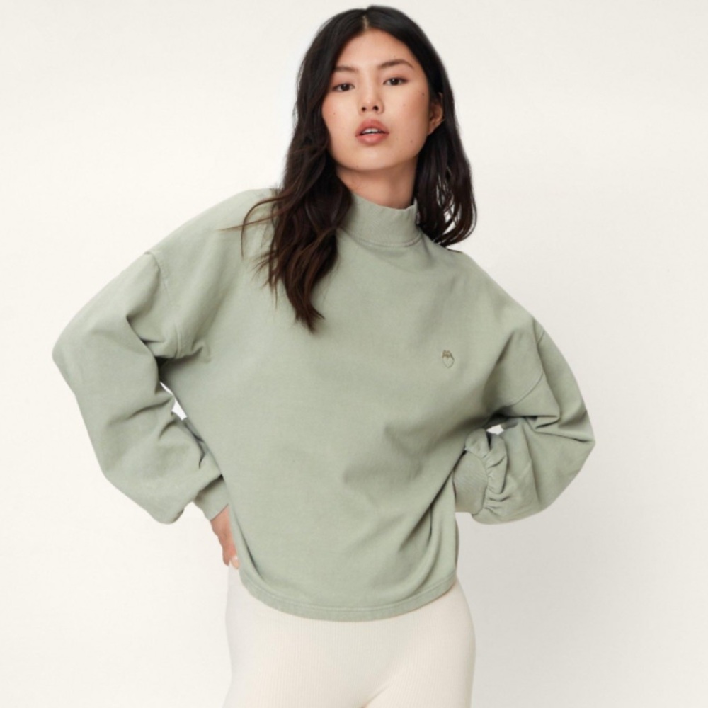 Nasty Gal funnel neck sweater in Size 12/Large in color Sage